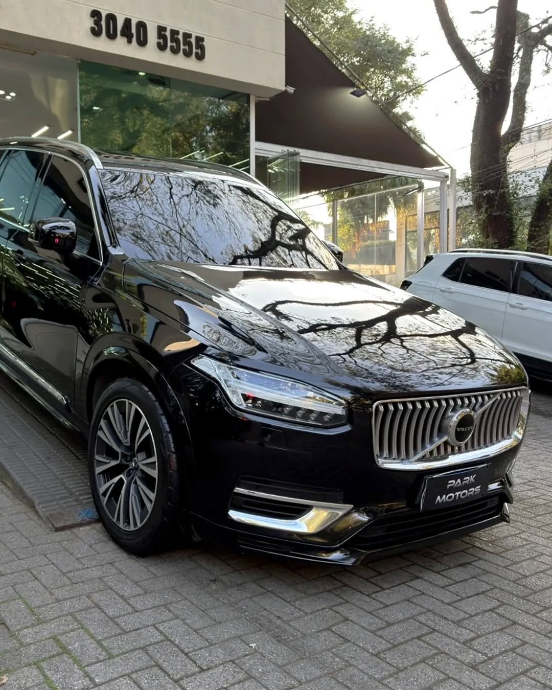 VOLVO XC90 T8 MOMENTUM AWD - Imagem 4