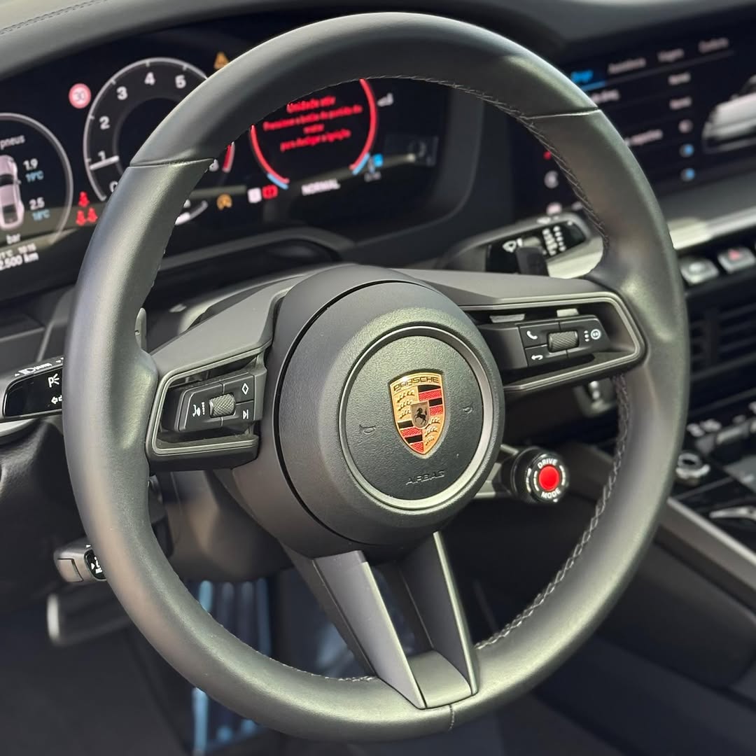 PORSCHE 911 CARRERA - Imagem 10