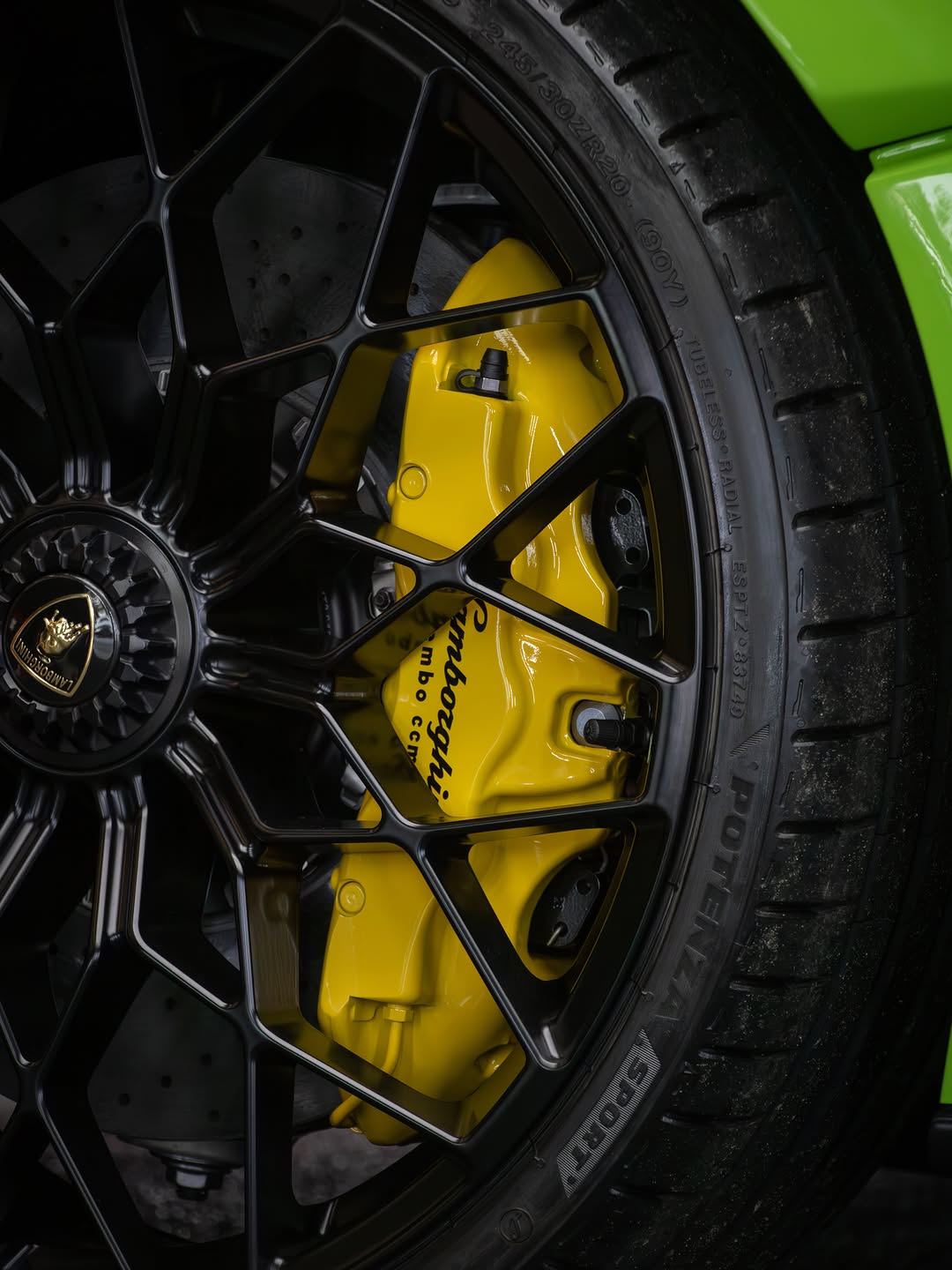 LAMBORGHINI HURACAN STO - Imagem 11