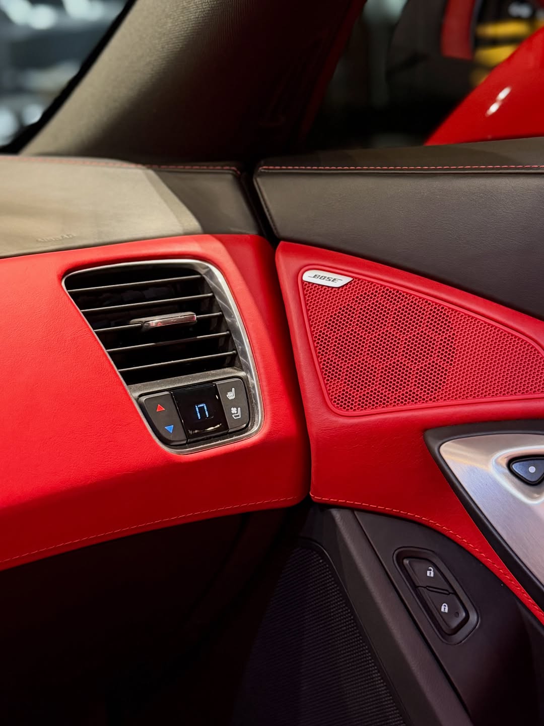 CHEVROLET CORVETTE STINGRAY C7 PACOTE 3LT - Imagem 10