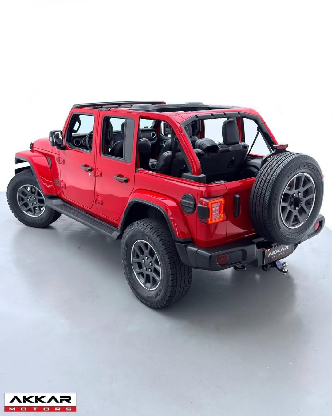 JEEP WRANGLER UNLIMITED OVERLAND - Imagem 2