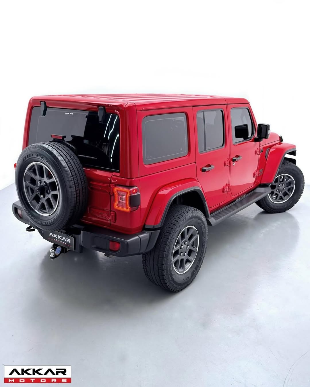 JEEP WRANGLER UNLIMITED OVERLAND - Imagem 4