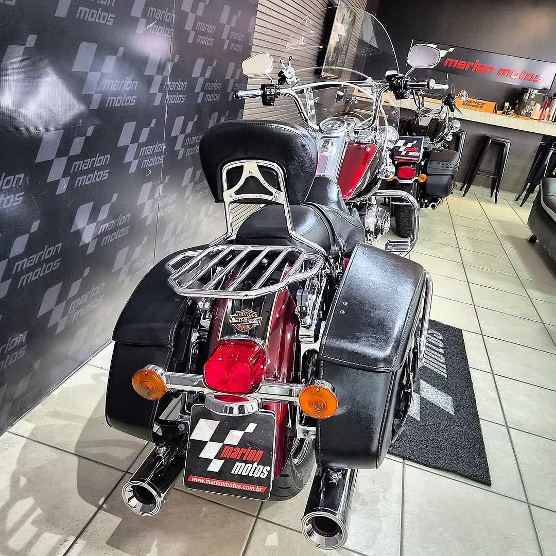 HARLEY-DAVIDSON ROAD KING CLASSIC - Imagem 10