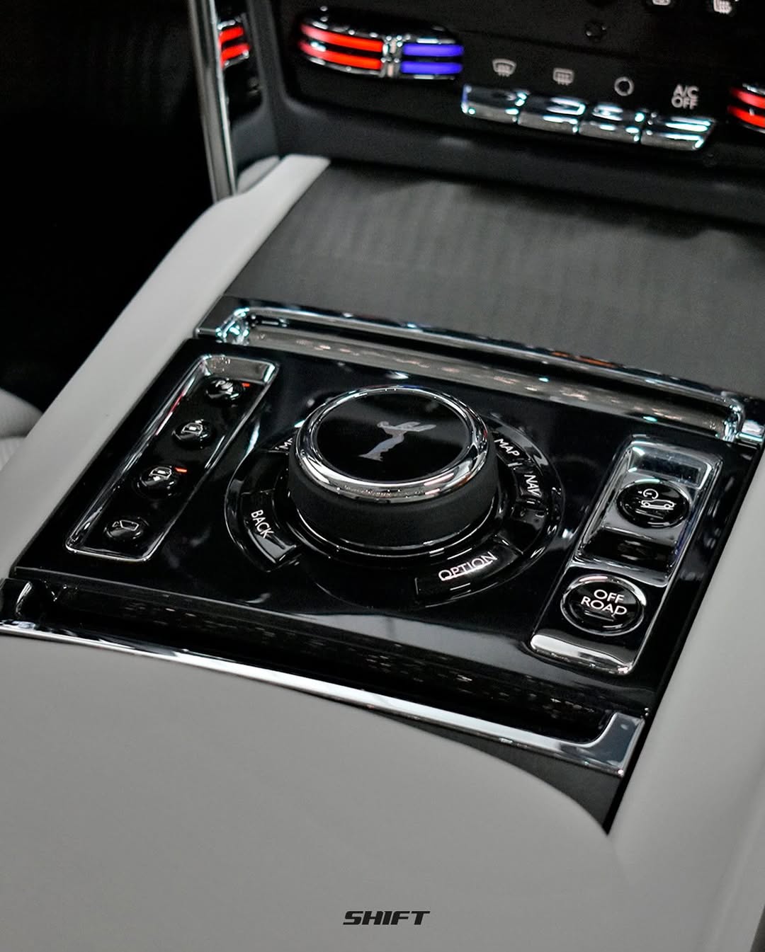 ROLLS-ROYCE CULLINAN - Imagem 9