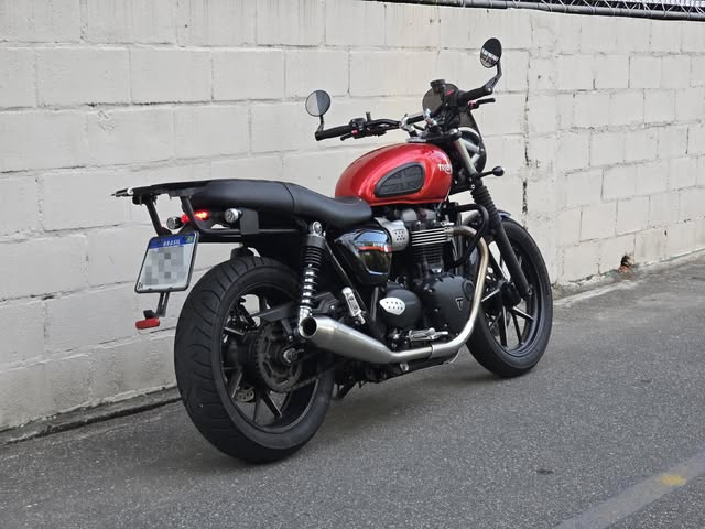 TRIUMPH STREET TWIN - Imagem 3