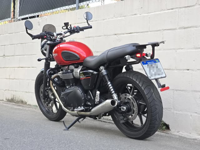 TRIUMPH STREET TWIN - Imagem 4