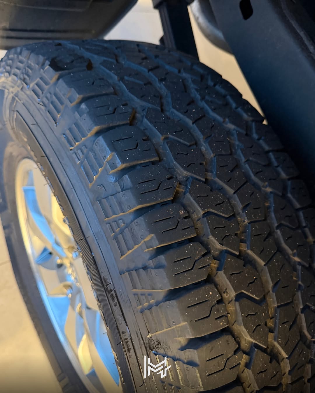 TOYOTA HILUX SRV 4X4 DIESEL AUT. - Imagem 5