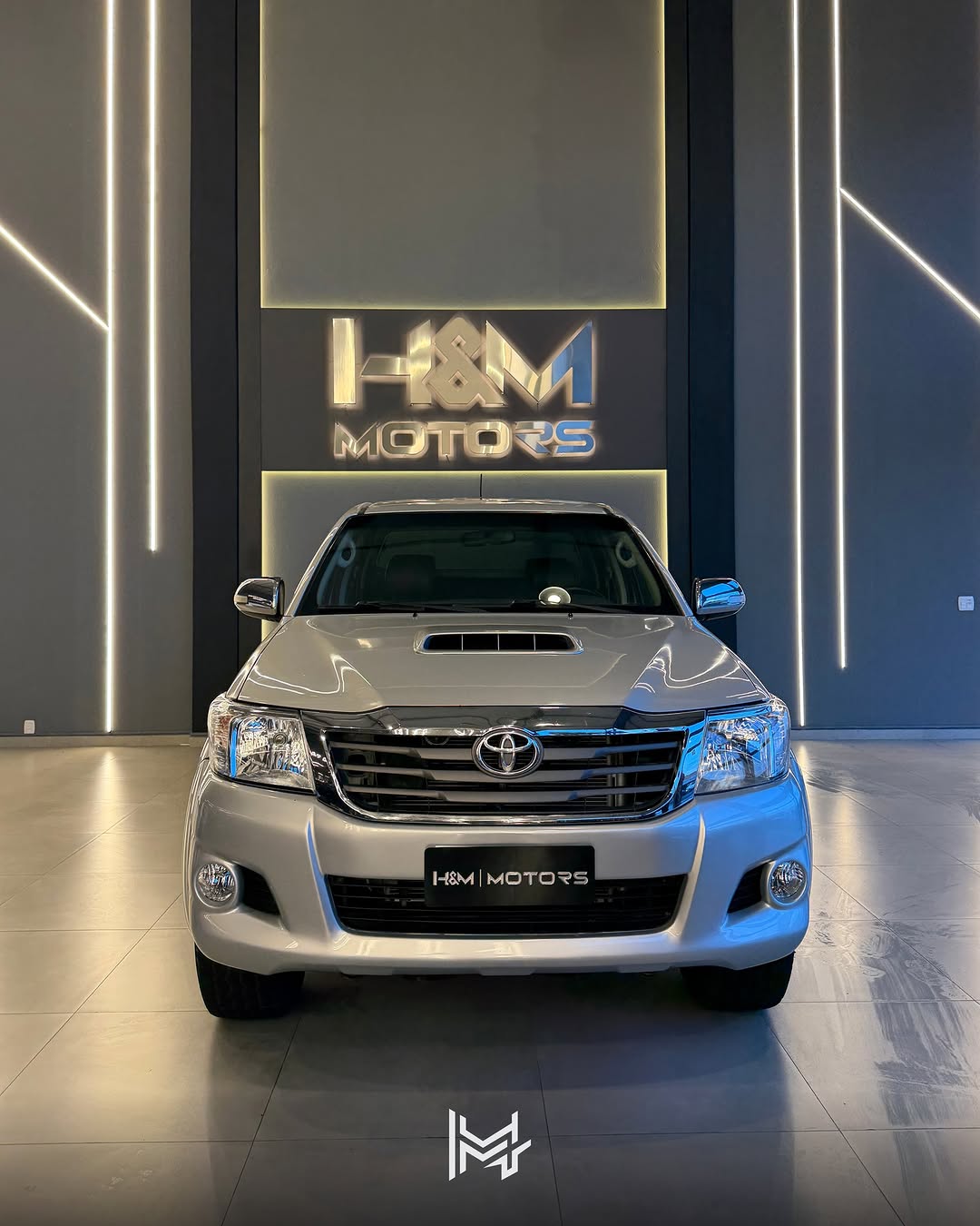TOYOTA HILUX SRV 4X4 DIESEL AUT. - Imagem 6