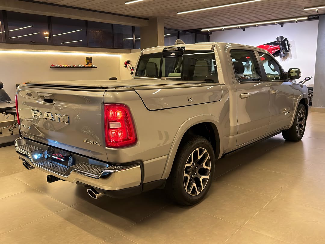 RAM 1500 LARAMIE - Imagem 4