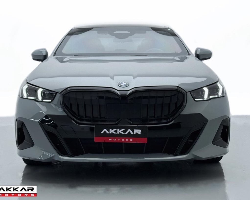 BMW 530E M SPORT - Imagem 2