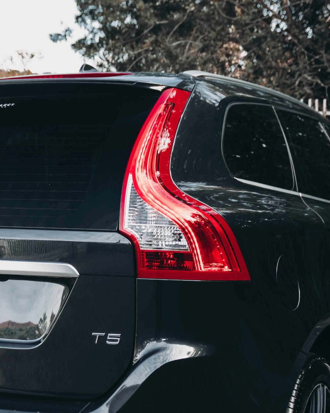 VOLVO XC60 R-DESIGN T5 2.0 TURBO - Imagem 10