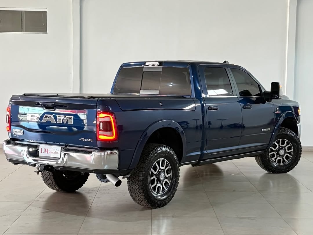 RAM 3500 LONGHORN LIMITED - Imagem 4
