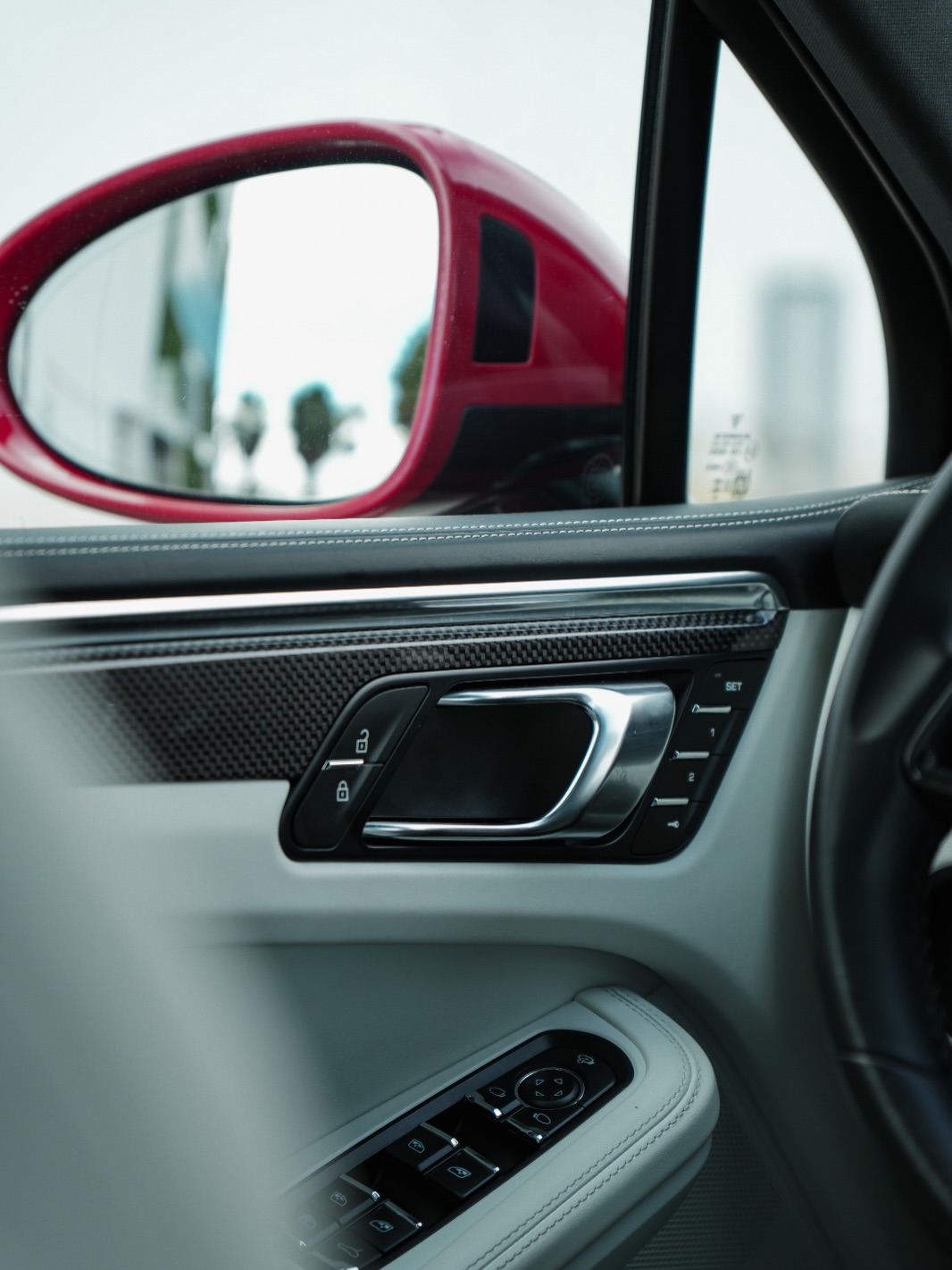 PORSCHE MACAN GTS - Imagem 2