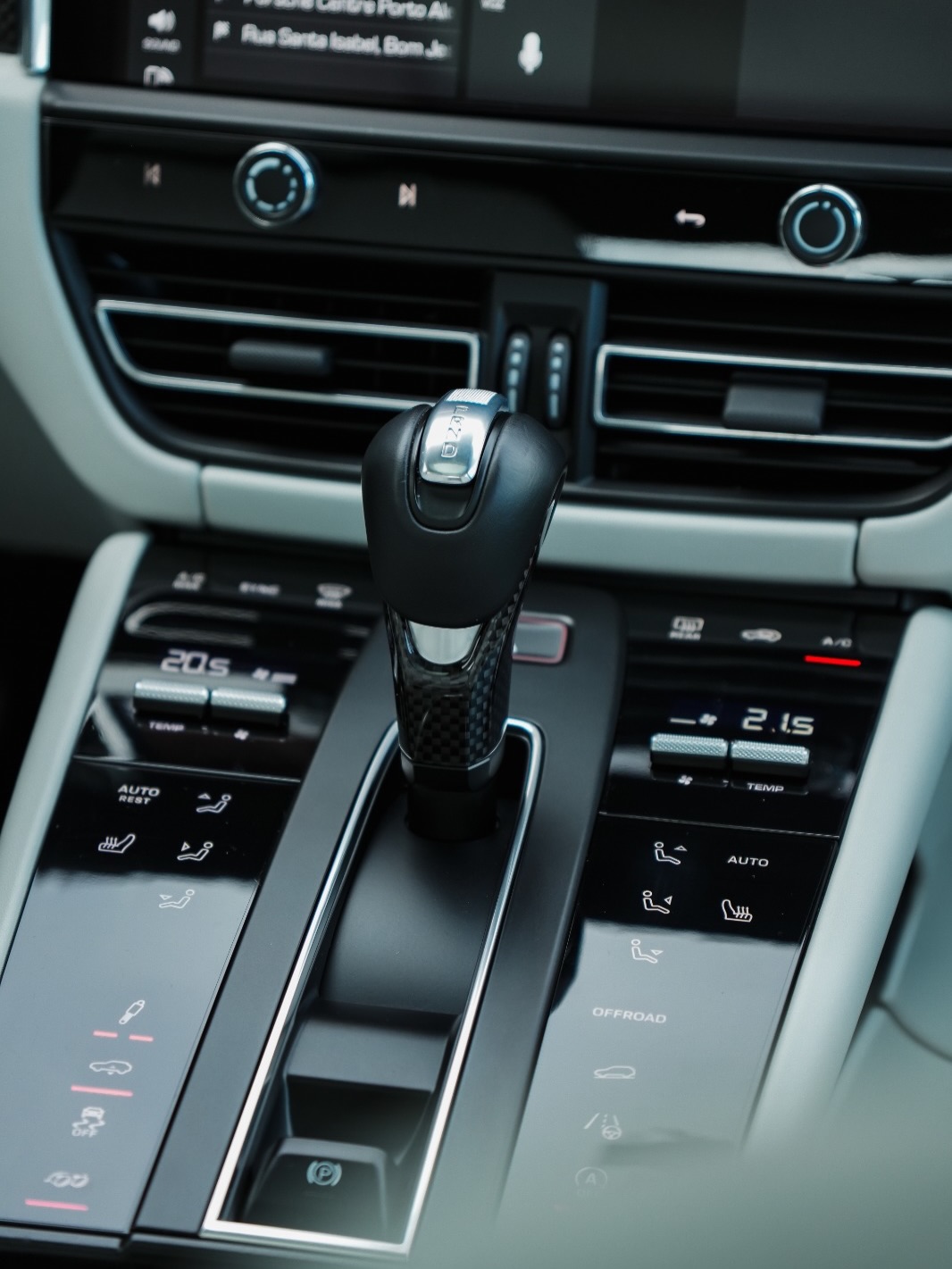 PORSCHE MACAN GTS - Imagem 5