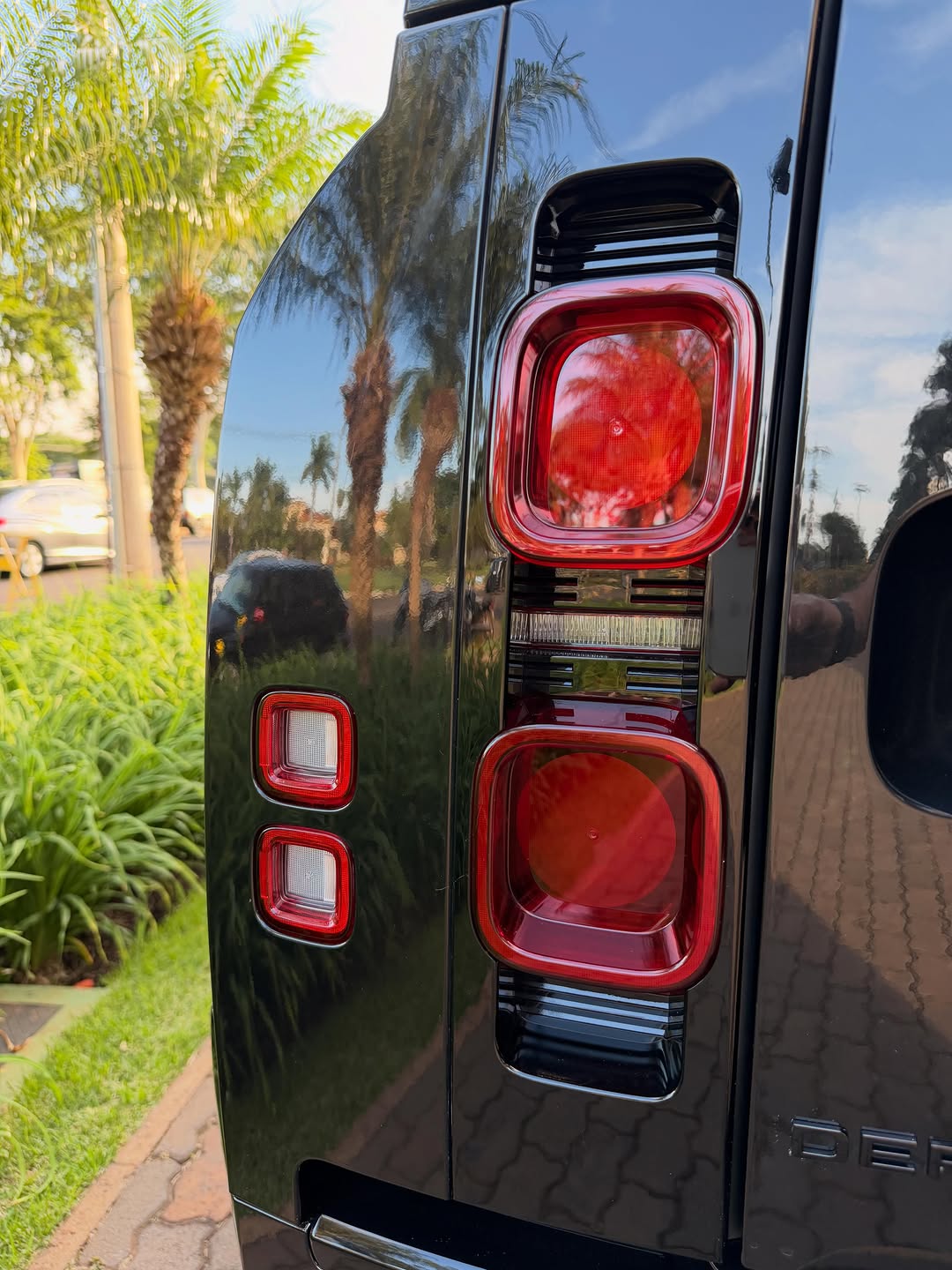 LAND ROVER DEFENDER HSE - Imagem 10
