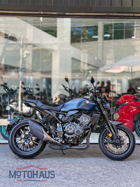 HONDA CB1000R BLACK EDITION - Imagem 2