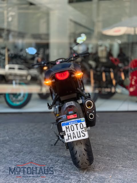 HONDA CB1000R BLACK EDITION - Imagem 14