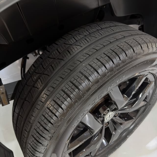 VOLKSWAGEN AMAROK HIGHLINE - Imagem 6