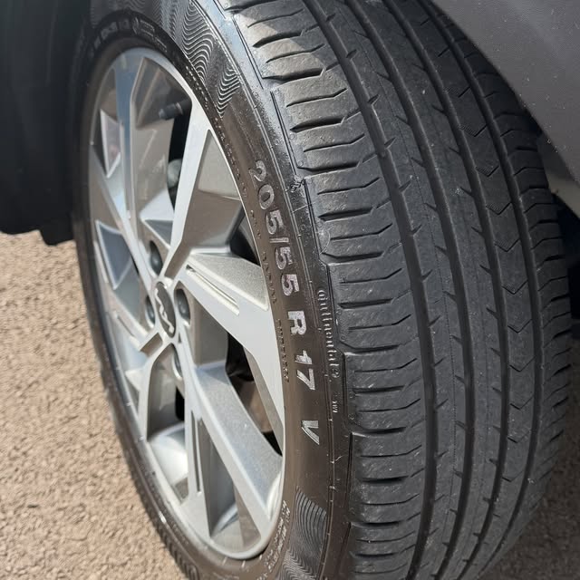 KIA STONIC SX - Imagem 9