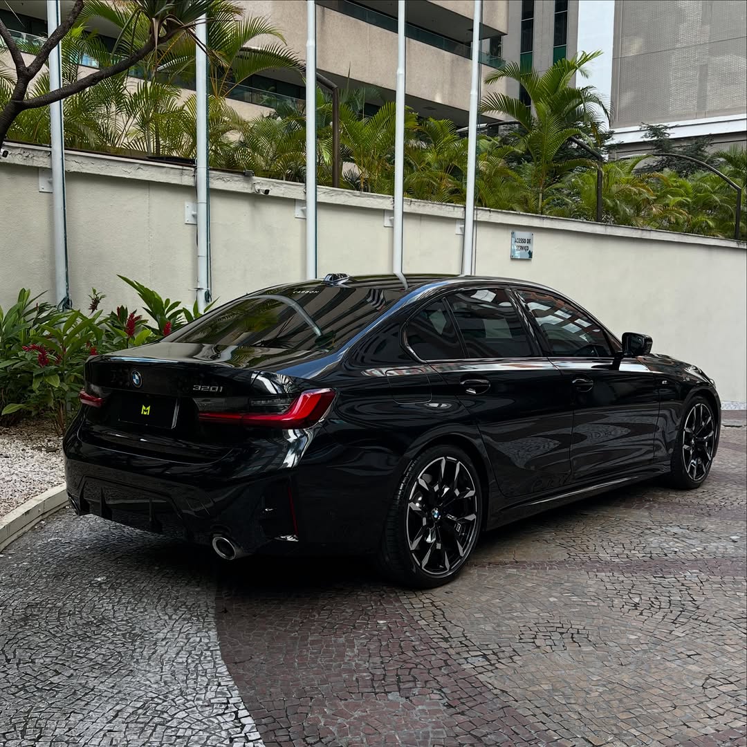 BMW 320I M SPORT - Imagem 5