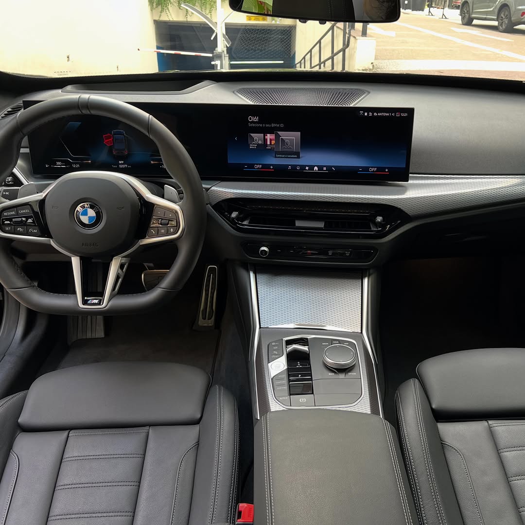 BMW 320I M SPORT - Imagem 7
