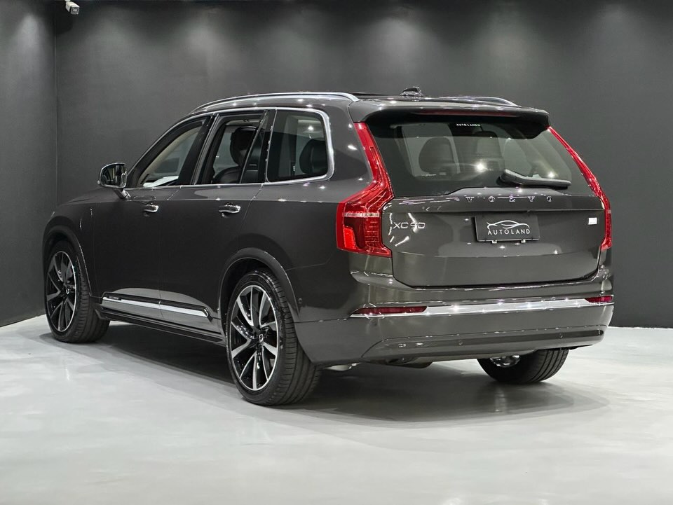 VOLVO XC90 T8 RECHARGE ULTIMATE AWD GEARTRONIC - Imagem 3