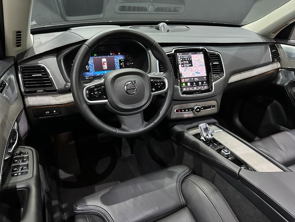 VOLVO XC90 T8 RECHARGE ULTIMATE AWD GEARTRONIC - Imagem 5