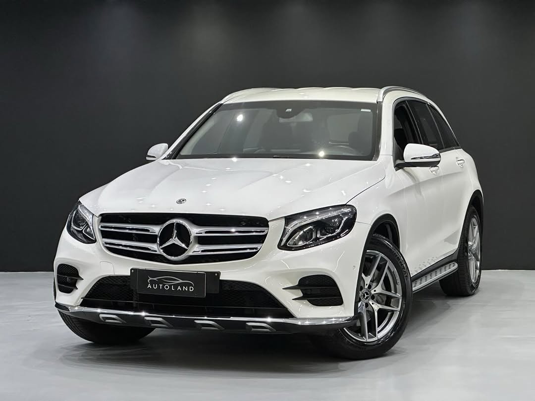 MERCEDES-BENZ GLC 250 2.0 CGI GASOLINA HIGWAY 4MATIC 9G-TRONIC BLINDADO - Imagem 3