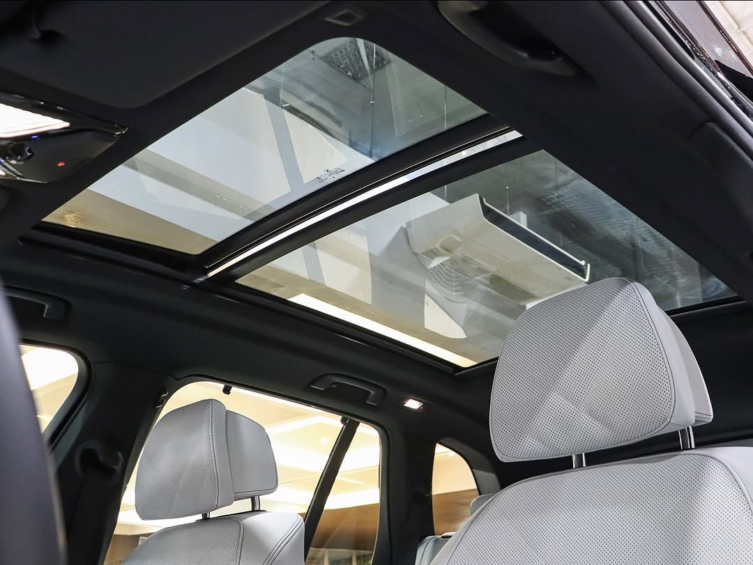 BMW X5 XDRIVE 50E M SPORT - Imagem 9