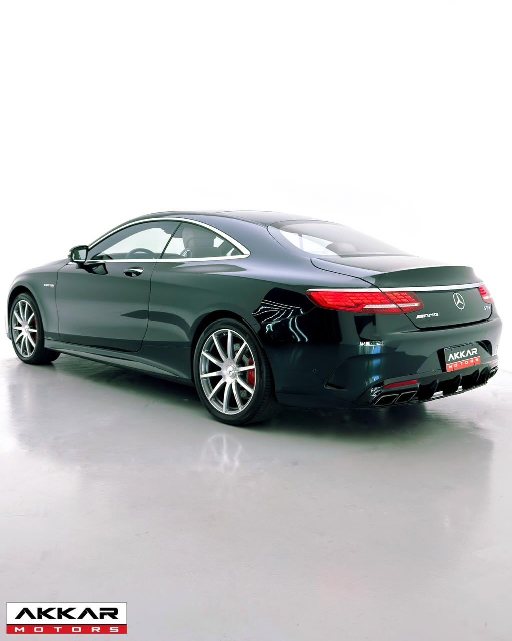 MERCEDES-BENZ S 63 AMG - Imagem 2