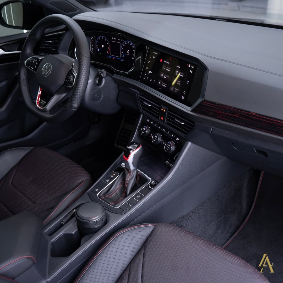 VOLKSWAGEN JETTA GLI - Imagem 8