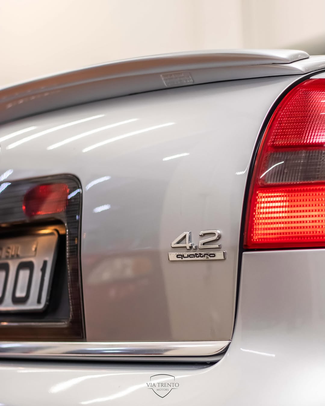 AUDI A6 4.2 V8 QUATTRO - Imagem 2