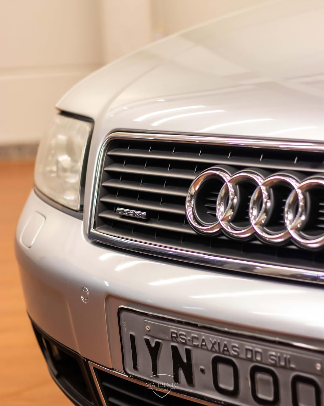 AUDI A6 4.2 V8 QUATTRO - Imagem 4