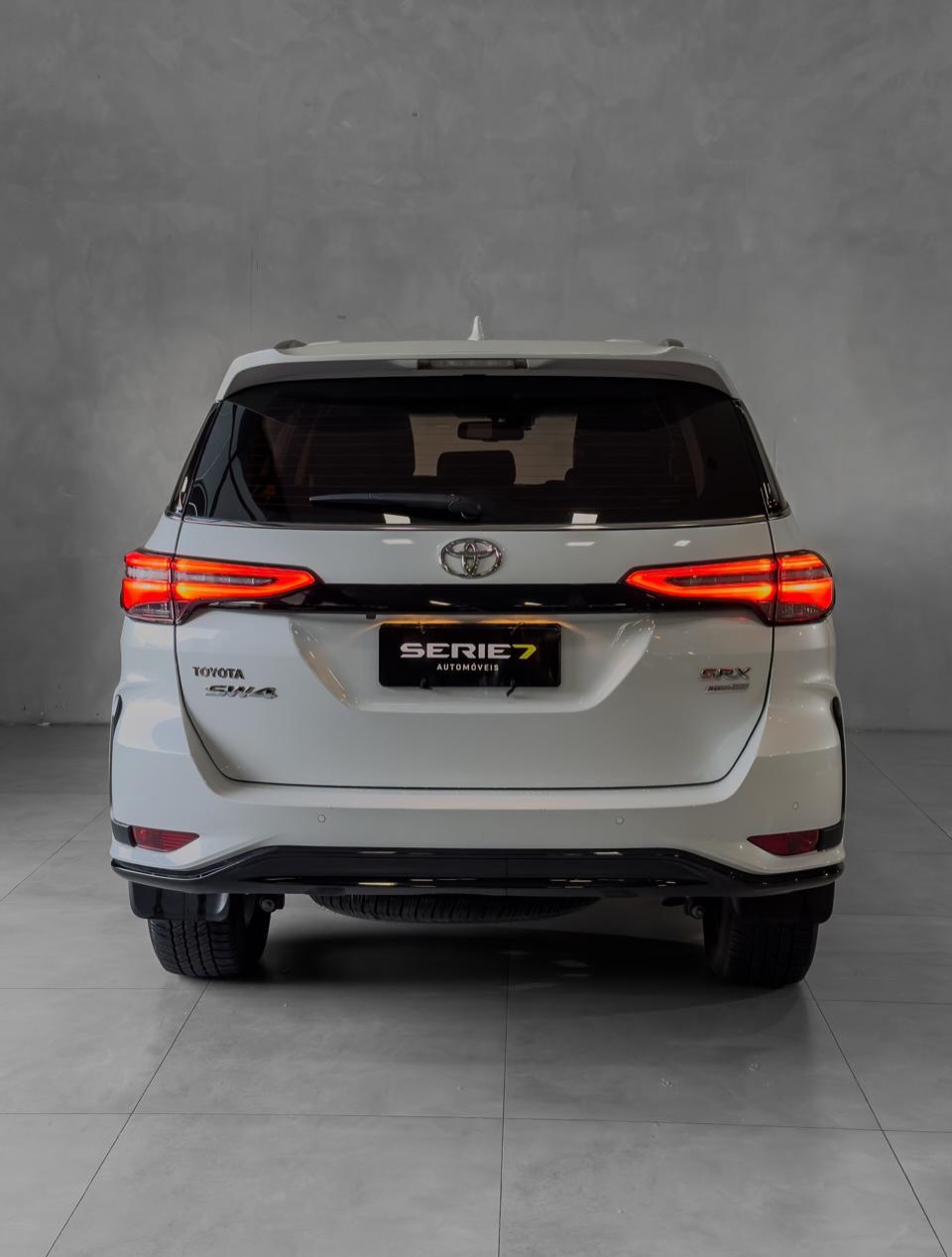 TOYOTA SW4 SRX PLATINUM - Imagem 11