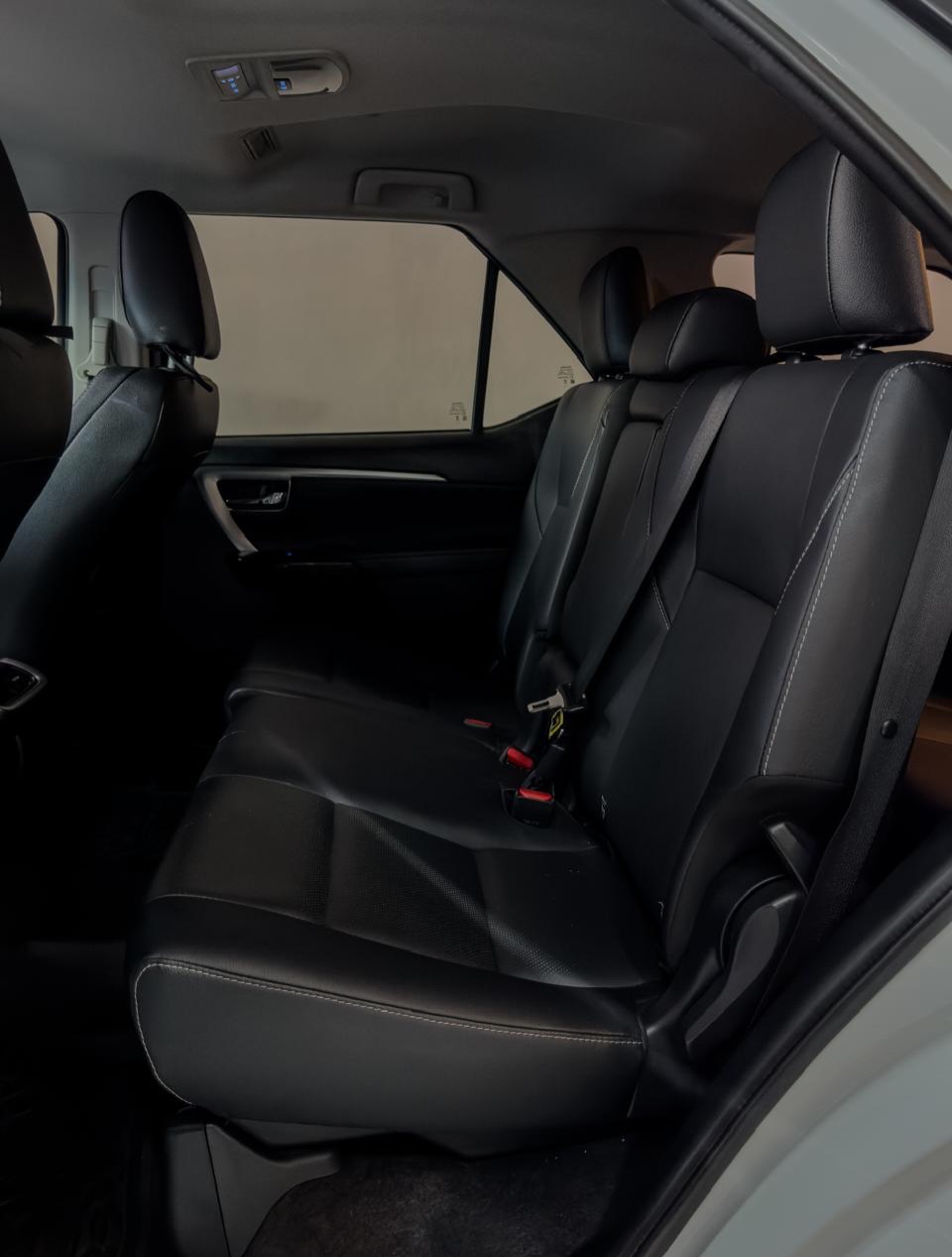 TOYOTA SW4 SRX PLATINUM - Imagem 5