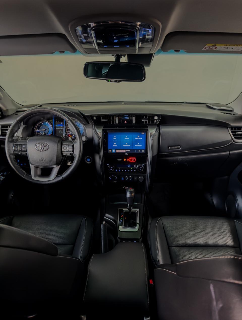 TOYOTA SW4 SRX PLATINUM - Imagem 6