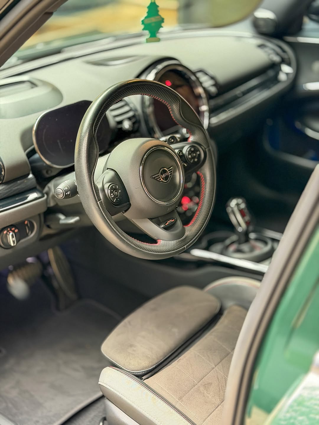 MINI CLUBMAN JCW - Imagem 6