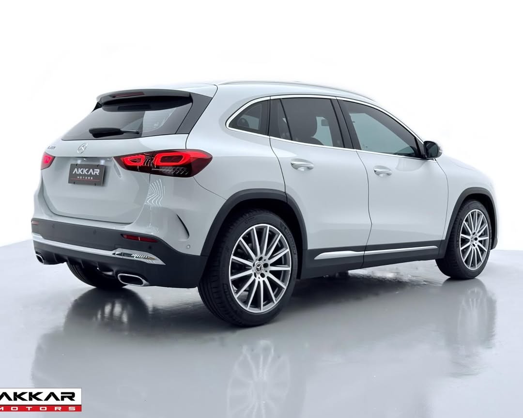 MERCEDES-BENZ GLA AMG LINE - Imagem 2