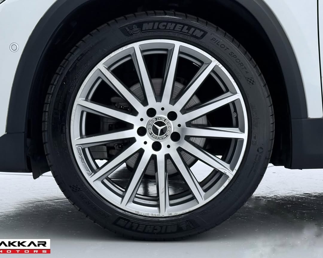MERCEDES-BENZ GLA AMG LINE - Imagem 6