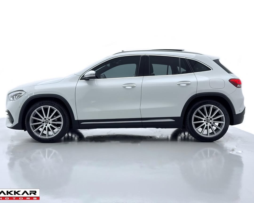 MERCEDES-BENZ GLA AMG LINE - Imagem 7
