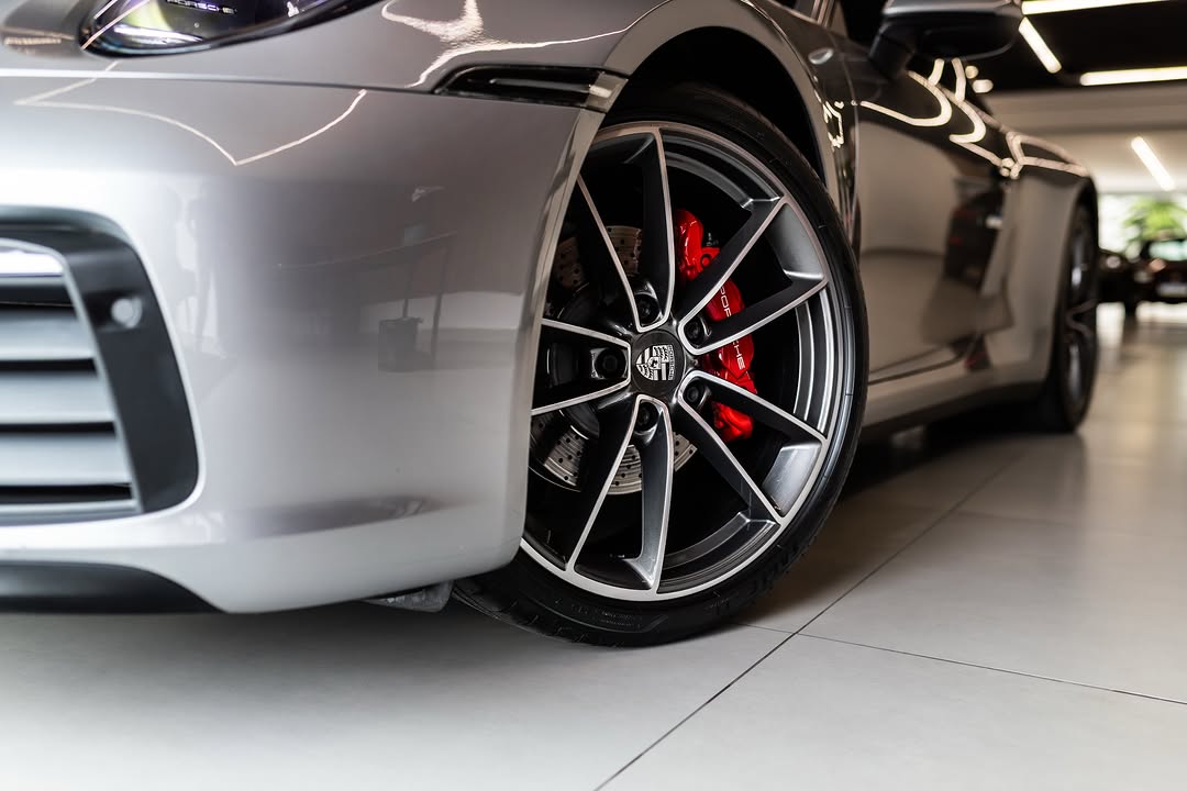 PORSCHE 911 CARRERA - Imagem 3