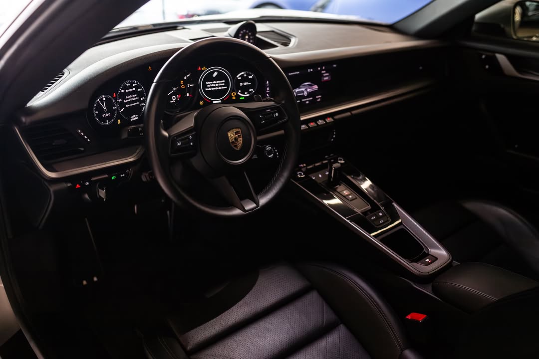 PORSCHE 911 CARRERA - Imagem 10
