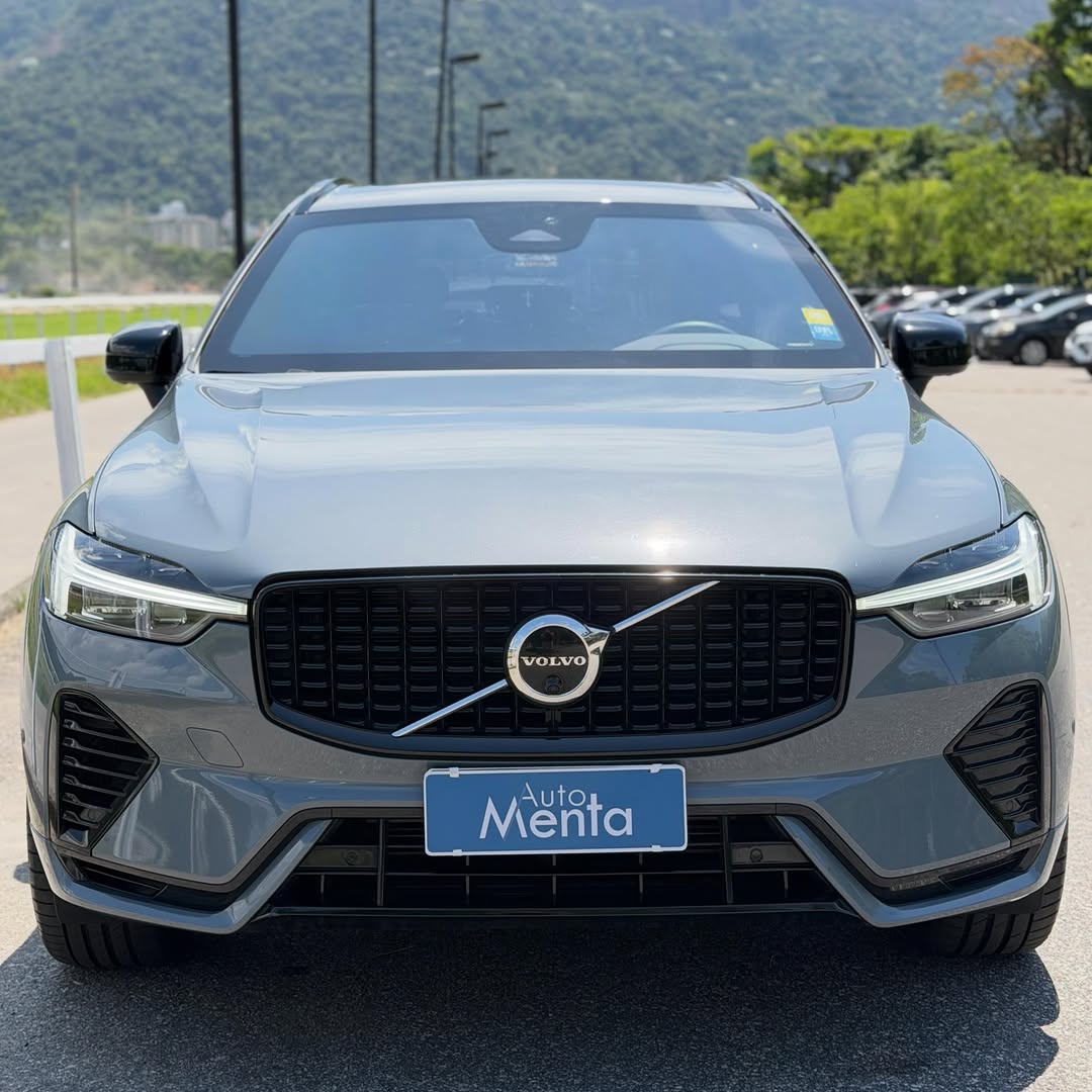 VOLVO XC60 T8 ULTIMATE DARK HYBRID BLINDADO - Imagem 2