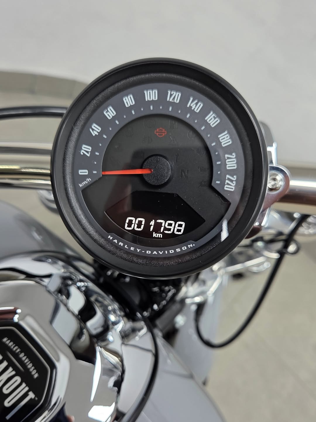HARLEY-DAVIDSON SOFTAIL BREAKOUT - Imagem 14