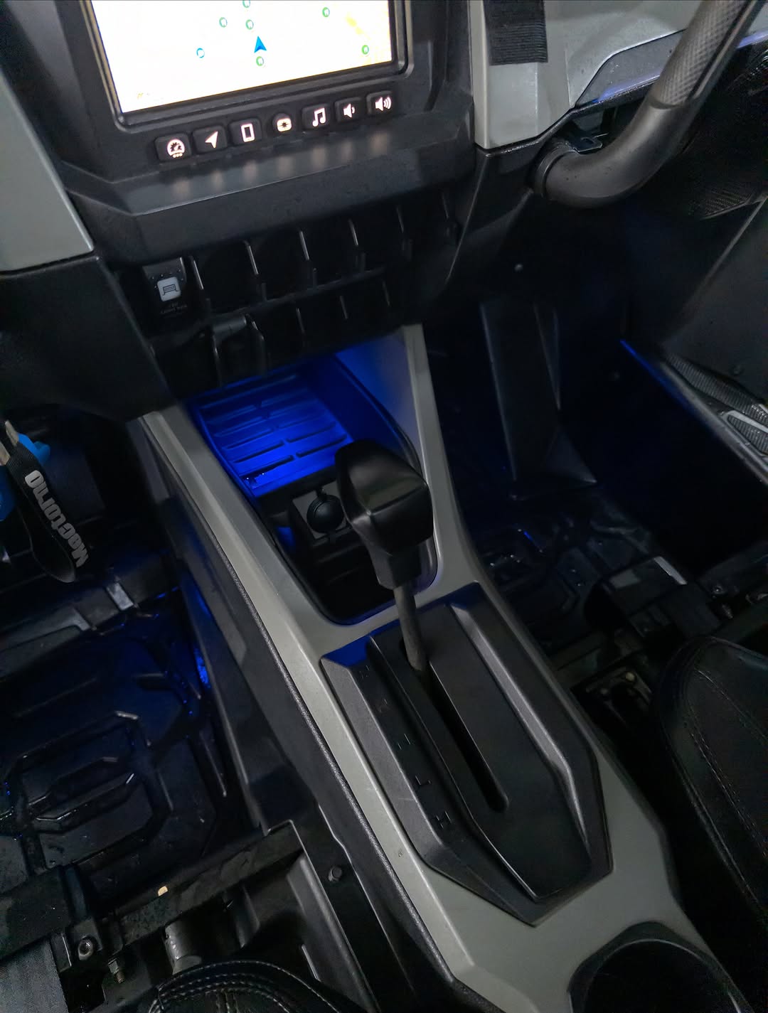 POLARIS RZR TURBO R - Imagem 9