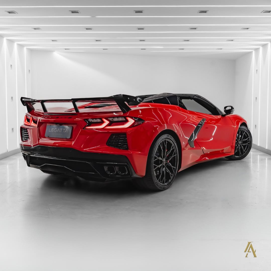 CHEVROLET CORVETTE STINGRAY 1LT CONVERSÍVEL - Imagem 2