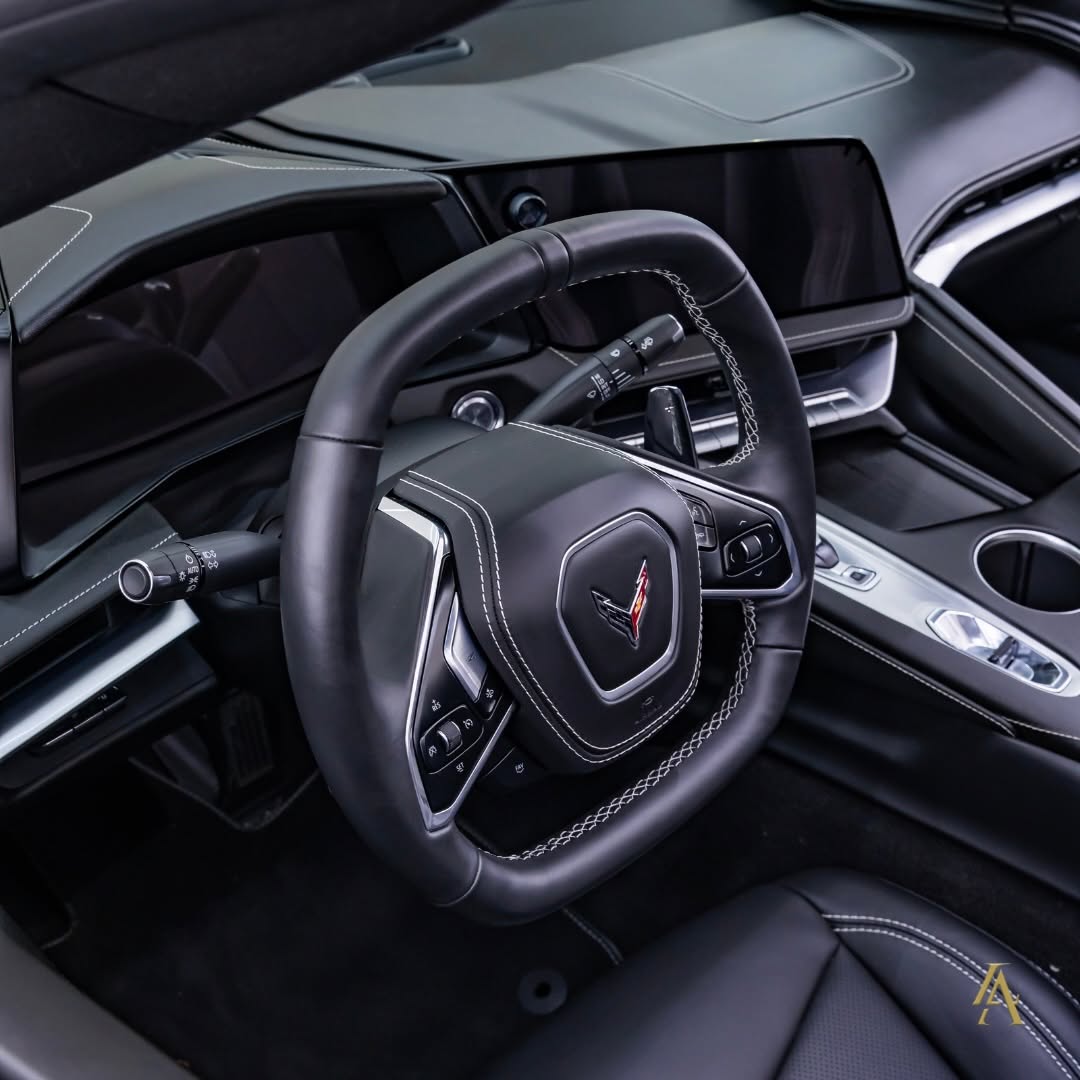 CHEVROLET CORVETTE STINGRAY 1LT CONVERSÍVEL - Imagem 16