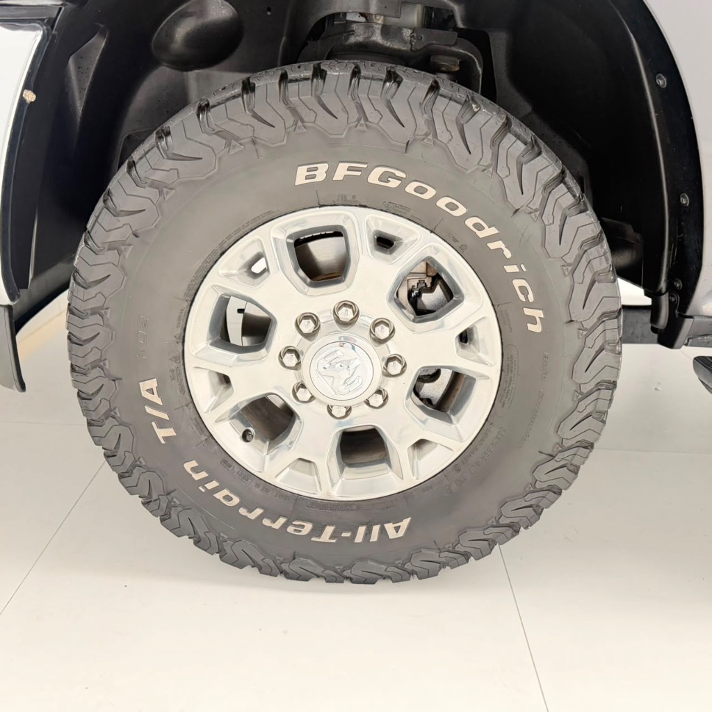 RAM 3500 LARAMIE - Imagem 9