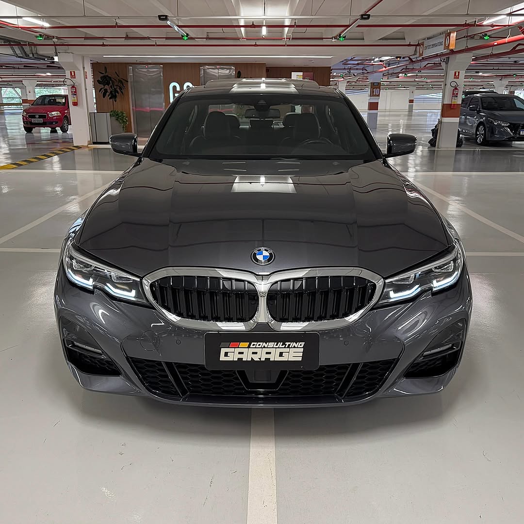 BMW 320I M SPORT - Imagem 6