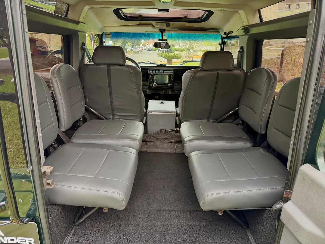 LAND ROVER DEFENDER - Imagem 4